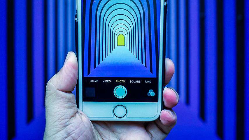 4 Ways to Optimize Your Business for a Mobile-First World